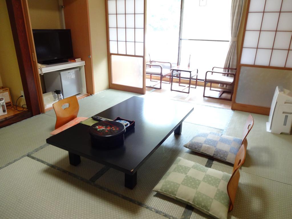 Natsukashiya Fuwari Hotel Nikko Quarto foto